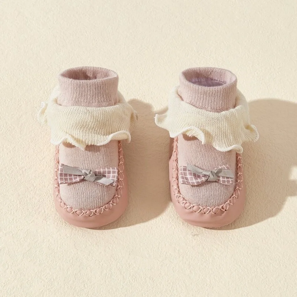 Adorable boho baby girl walker shoes /slipper grip bottoms 0-6 months
